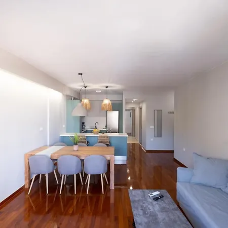 Apartament Chania *